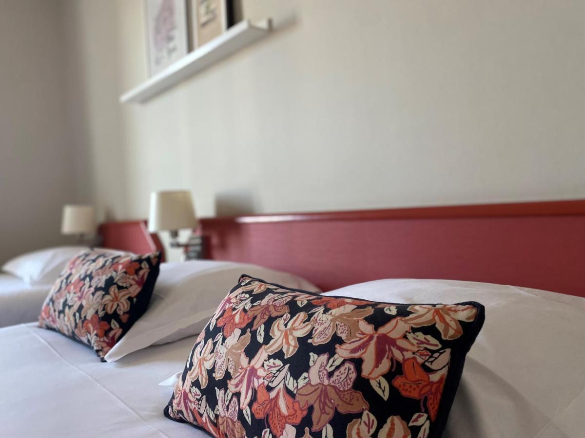 Citotel Hôtel Marguerite Orléans Buitenkant foto